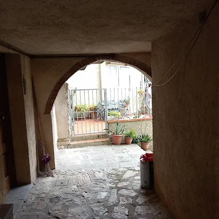 Versilia Casina Del Cuore Torcigliano Montemagno (Lucca)